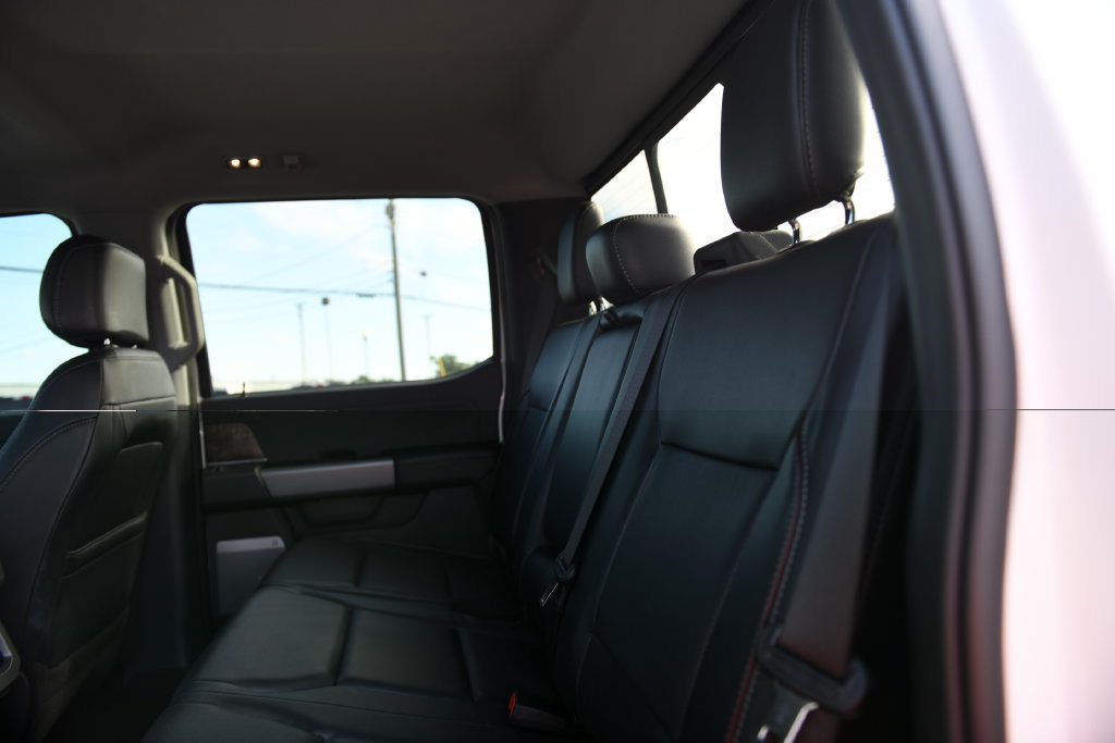Used 2024 Ford F250 Lariat w/ Lariat Ultimate Package AWD/4WD image 16