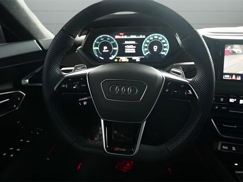 Used 2024 Audi RS e-tron GT image 40