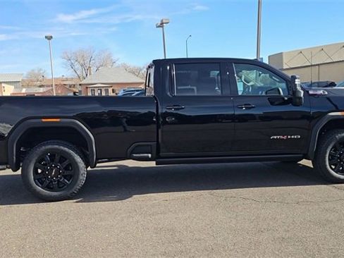 New 2026 GMC Sierra 2500 AT4 w/ AT4 Premium Plus Package image 9