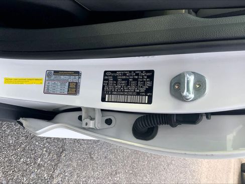 Used 2021 Hyundai Tucson Value FWD image 31