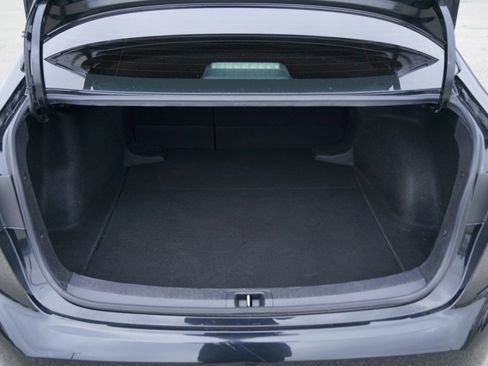 Used 2022 Toyota Corolla LE image 7