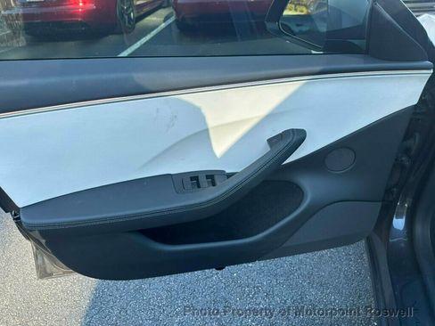 Used 2024 Tesla Model 3 Performance image 10