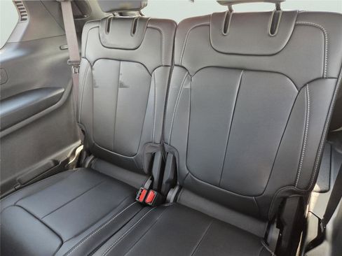 New 2026 Jeep Grand Cherokee L Limited image 24