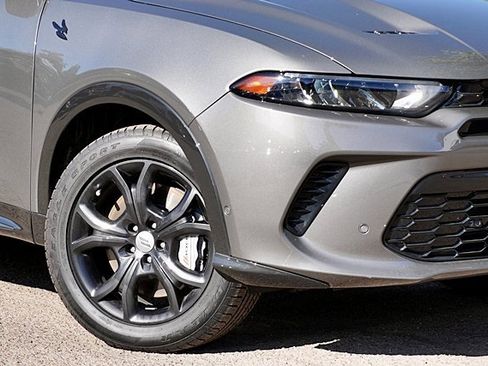 Certified 2024 Dodge Hornet R/T Plus w/ Tech Pack Plus w/o Parking image 4