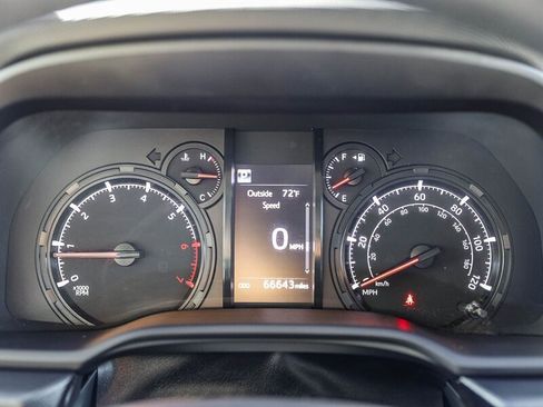 Used 2021 Toyota 4Runner SR5 Premium AWD/4WD image 27
