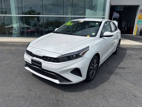 Certified 2023 Kia Forte LXS FWD image 2