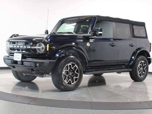 Used 2021 Ford Bronco Outer Banks image 5