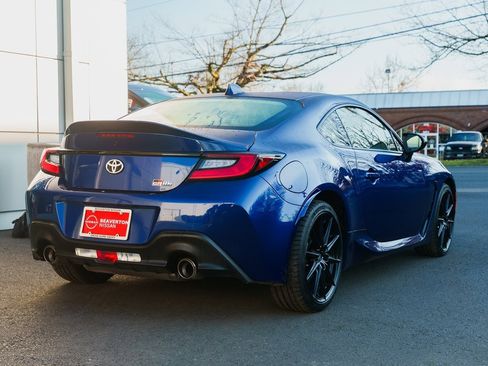 Used 2025 Toyota GR86 Premium image 6