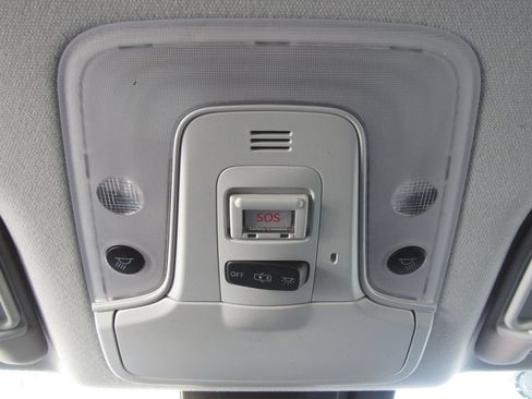 Used 2021 Toyota Prius Prime Limited FWD image 29