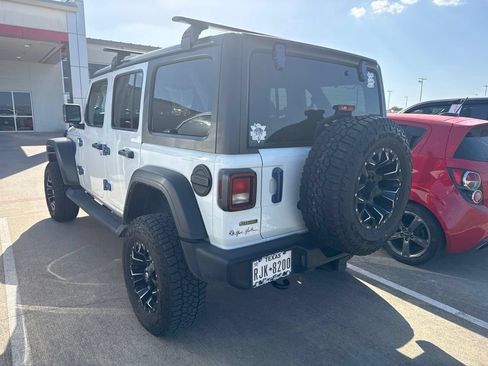 Used 2021 Jeep Wrangler Unlimited Sport AWD/4WD image 4