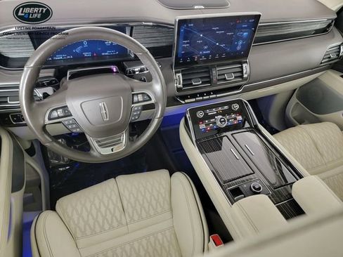 Used 2024 Lincoln Navigator L Black Label AWD/4WD image 34