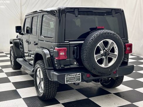 Used 2019 Jeep Wrangler Unlimited Sahara image 5