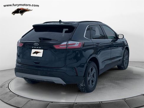 Used 2022 Ford Edge SEL w/ Sport Appearance Package image 3
