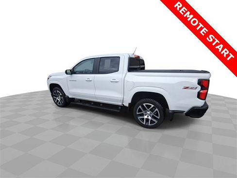Used 2024 Chevrolet Colorado Z71 w/ Z71 Convenience Package 2 image 6