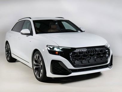 New 2025 Audi Q8 Premium Plus