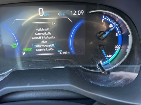 Used 2021 Toyota RAV4 XSE image 15