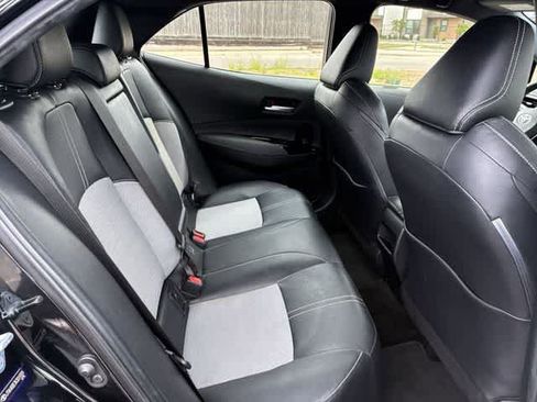Used 2019 Toyota Corolla XSE FWD image 21