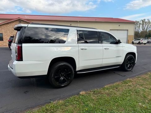 Used 2020 GMC Yukon XL SLT image 4