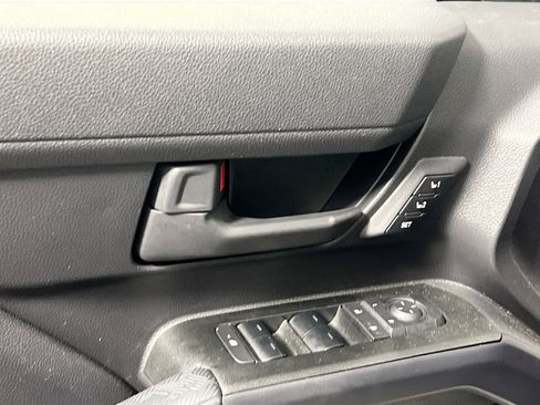 Used 2025 Toyota 4Runner TRD Off-Road Premium AWD/4WD image 16