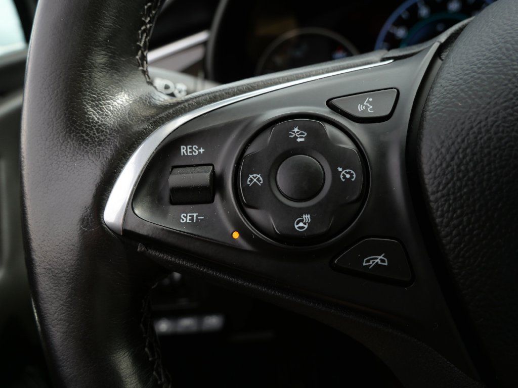 Used 2020 Buick Envision Premium w/ Driver Confidence Package AWD/4WD image 26