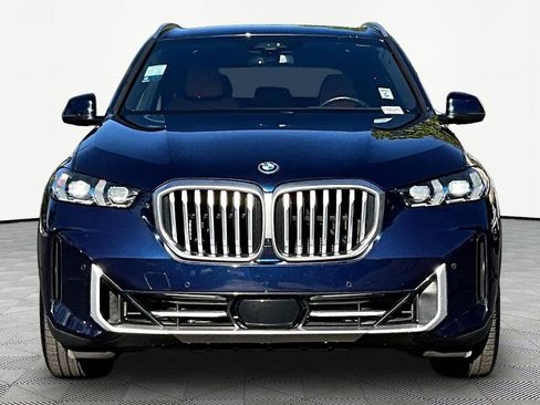 Used 2024 BMW X5 xDrive50e w/ Premium Package image 2