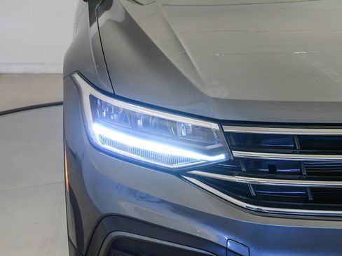 Used 2024 Volkswagen Tiguan Wolfsburg Edition FWD image 8