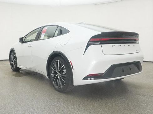 New 2025 Toyota Prius XLE image 14