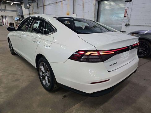 Used 2024 Honda Accord EX image 3