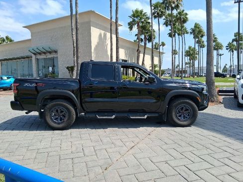 Used 2025 Nissan Frontier PRO-4X w/ Pro Premium Package AWD/4WD image 4