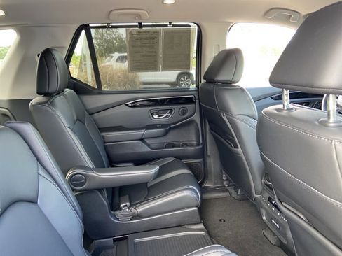 Used 2023 Honda Pilot EX-L image 23