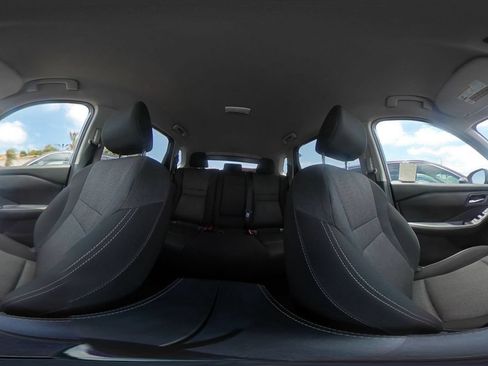 Used 2025 Nissan Rogue SV AWD/4WD image 44
