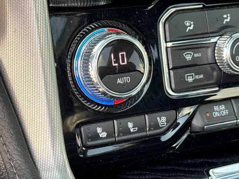 Used 2022 GMC Yukon Denali AWD/4WD image 28