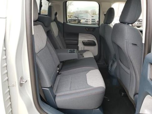 Used 2022 Ford Maverick XLT image 19