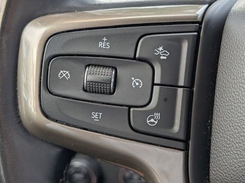 Used 2022 Chevrolet Silverado 1500 High Country w/ High Country Premium Package AWD/4WD image 30
