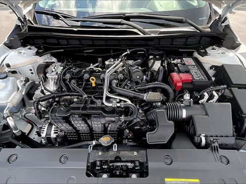 New 2025 Nissan Altima 2.5 SR w/ SR Premium Package image 11