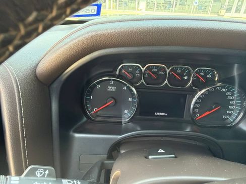 Used 2018 GMC Sierra 1500 SLT AWD/4WD image 16