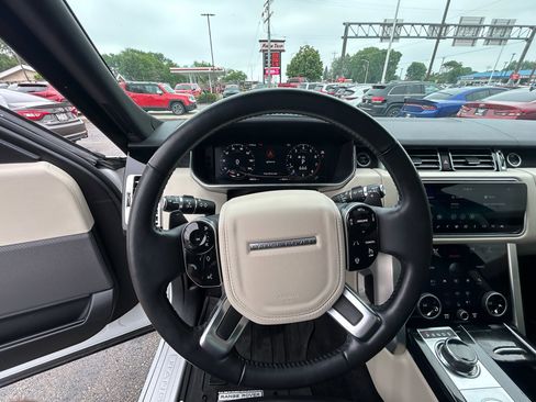 Used 2019 Land Rover Range Rover HSE AWD/4WD image 10