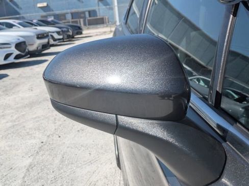 Used 2019 Ford Fusion SE image 10