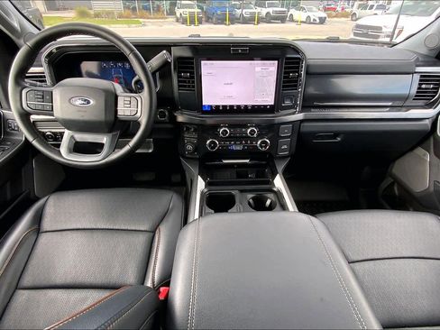 Used 2025 Ford F250 Lariat w/ Tremor Off-Road Package image 15