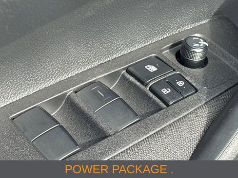 Used 2024 Toyota Corolla LE FWD image 7