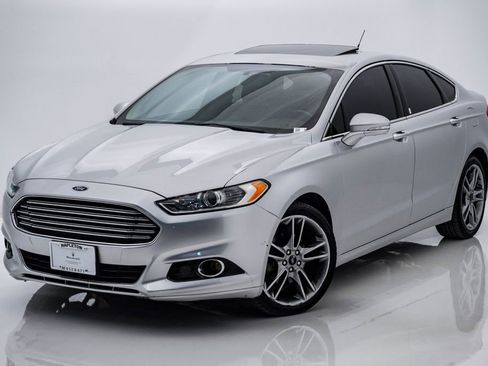 Used 2015 Ford Fusion Titanium image 3