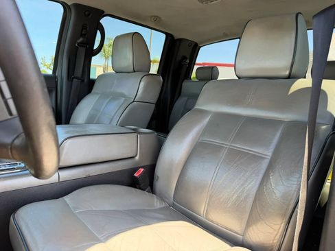 Used 2006 Lincoln Mark LT 2WD image 10