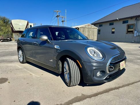 Used 2017 MINI Cooper Clubman S image 7