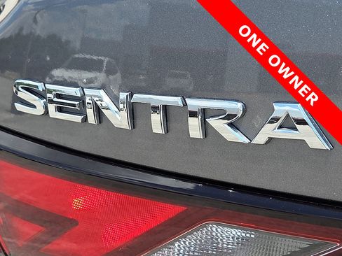 Used 2025 Nissan Sentra SV FWD image 8