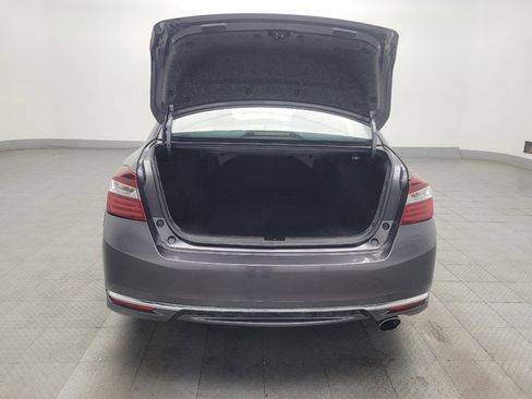 Used 2017 Honda Accord LX image 29
