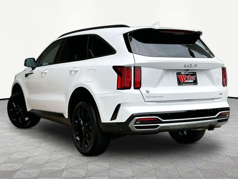 Used 2023 Kia Sorento SX AWD/4WD image 4
