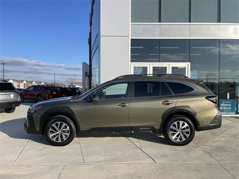 Certified 2023 Subaru Outback Premium image 2