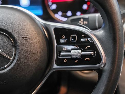 Certified 2022 Mercedes-Benz GLC 300 image 17