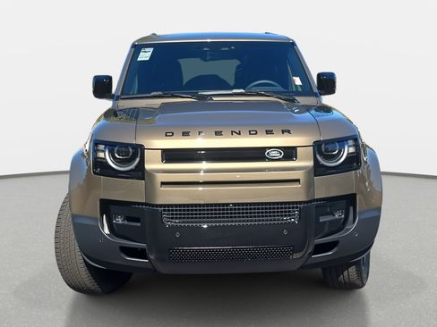 New 2026 Land Rover Defender 110 S image 2
