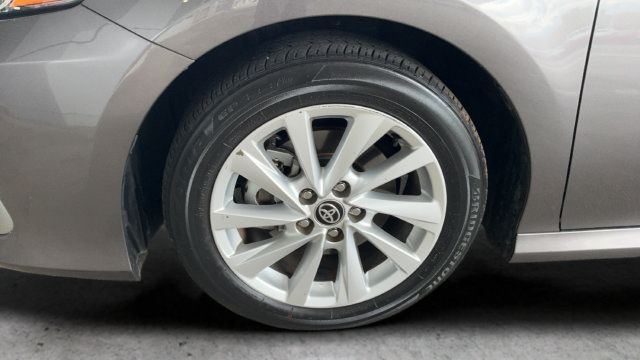 Used 2023 Toyota Camry LE FWD image 25